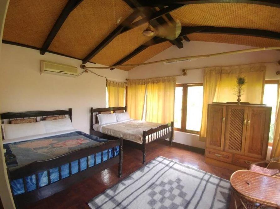 Castle Hotel Pokhara Exteriör bild